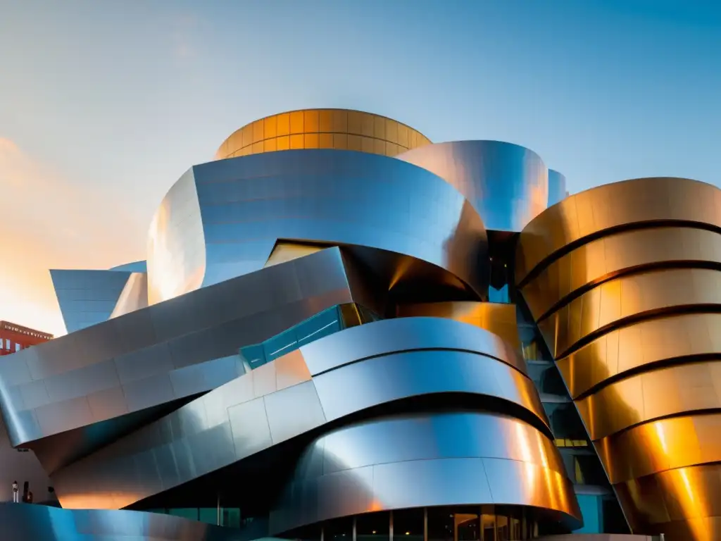 El emblemático Guggenheim Museum Bilbao, con su arquitectura deconstruccionista, bañado en una cálida luz dorada al atardecer