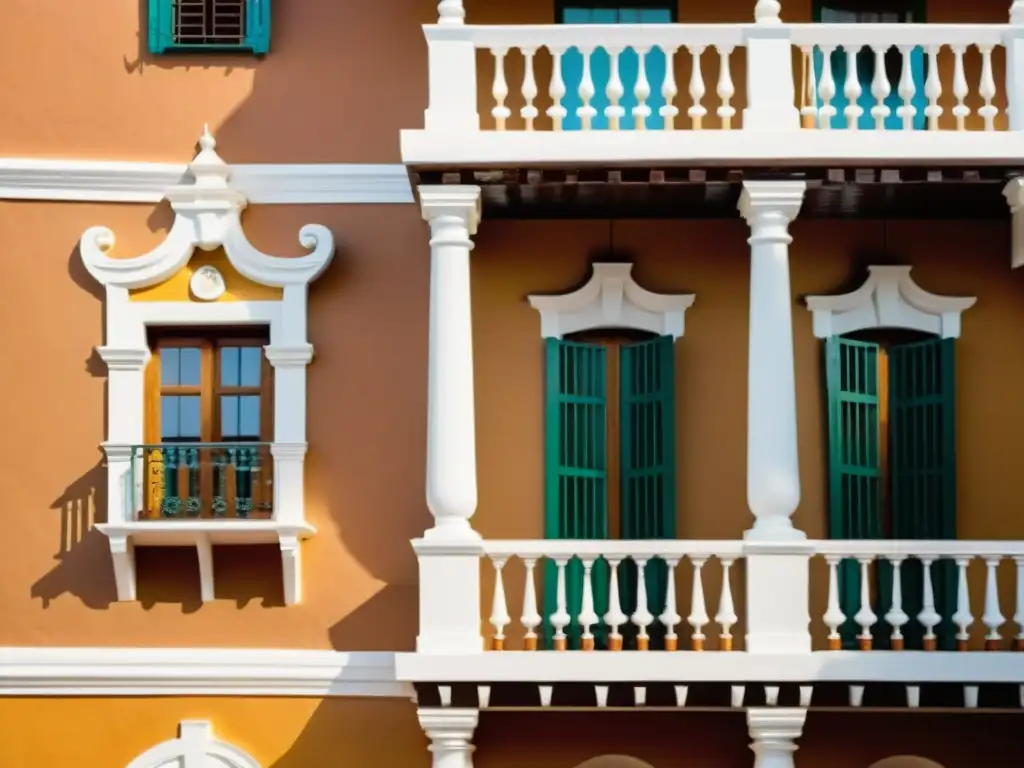 Encanto arquitectónico Posada Mirador Guadalupe: Detalle vintage de la fachada con tonos cálidos, adornos tradicionales y luz dorada